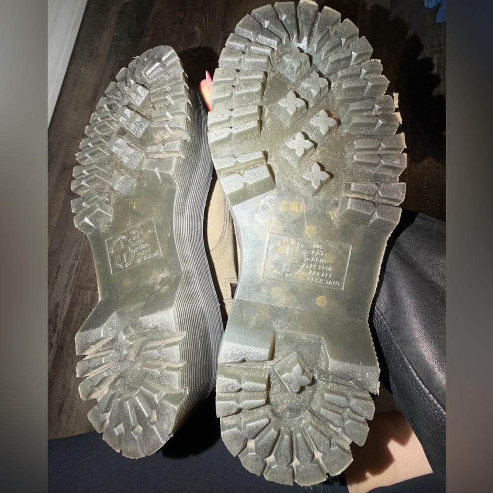 Dr. Martens Jadon platform boots in Nickel Grey Milled Nubuck leather 5 - Picture 3 of 4